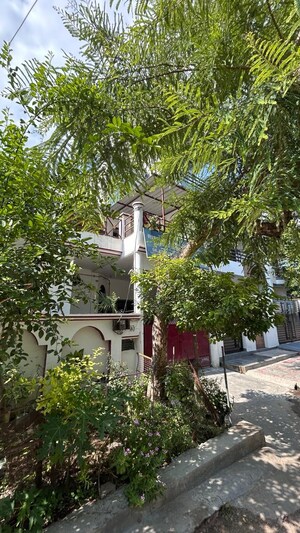 1.5 BHK Independent House – Exterior View View at Unitech South City, South City - for Sale