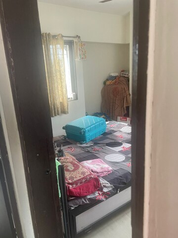 Bedroom in 2 BHK Apartment at Wadgaon Sheri – for Rent