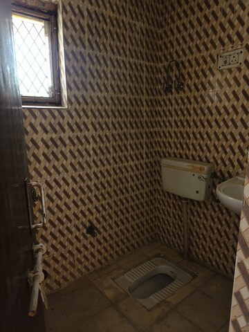 Bathroom in 2 BHK Independent House at Sector 56 – for Rent