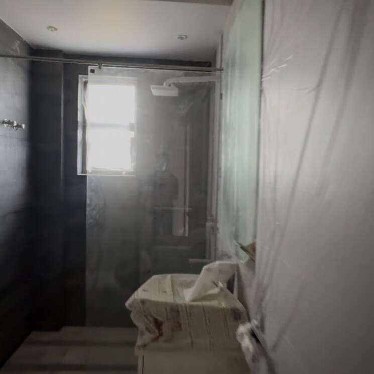 Bathroom, bptp-park-central 4 Bedroom 327 Sq.Yd. Builder Floor In Bathola Faridabad 8866629