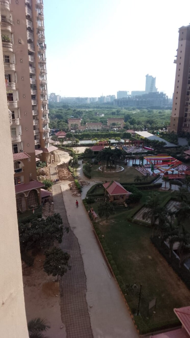 Swimming Pool, ansal-housing-tanushree 3 Bedroom 1681 Sq.Ft. Apartment In Shastri Nagar Ghaziabad 8866576