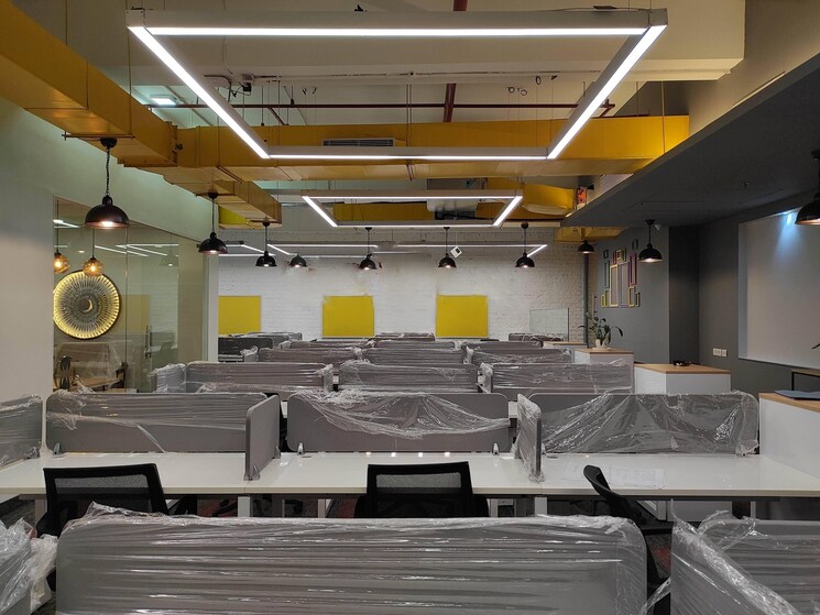 Team Area, viman nagar Commercial Office Space 4000 Sq.Ft. In Viman Nagar Pune 8866580