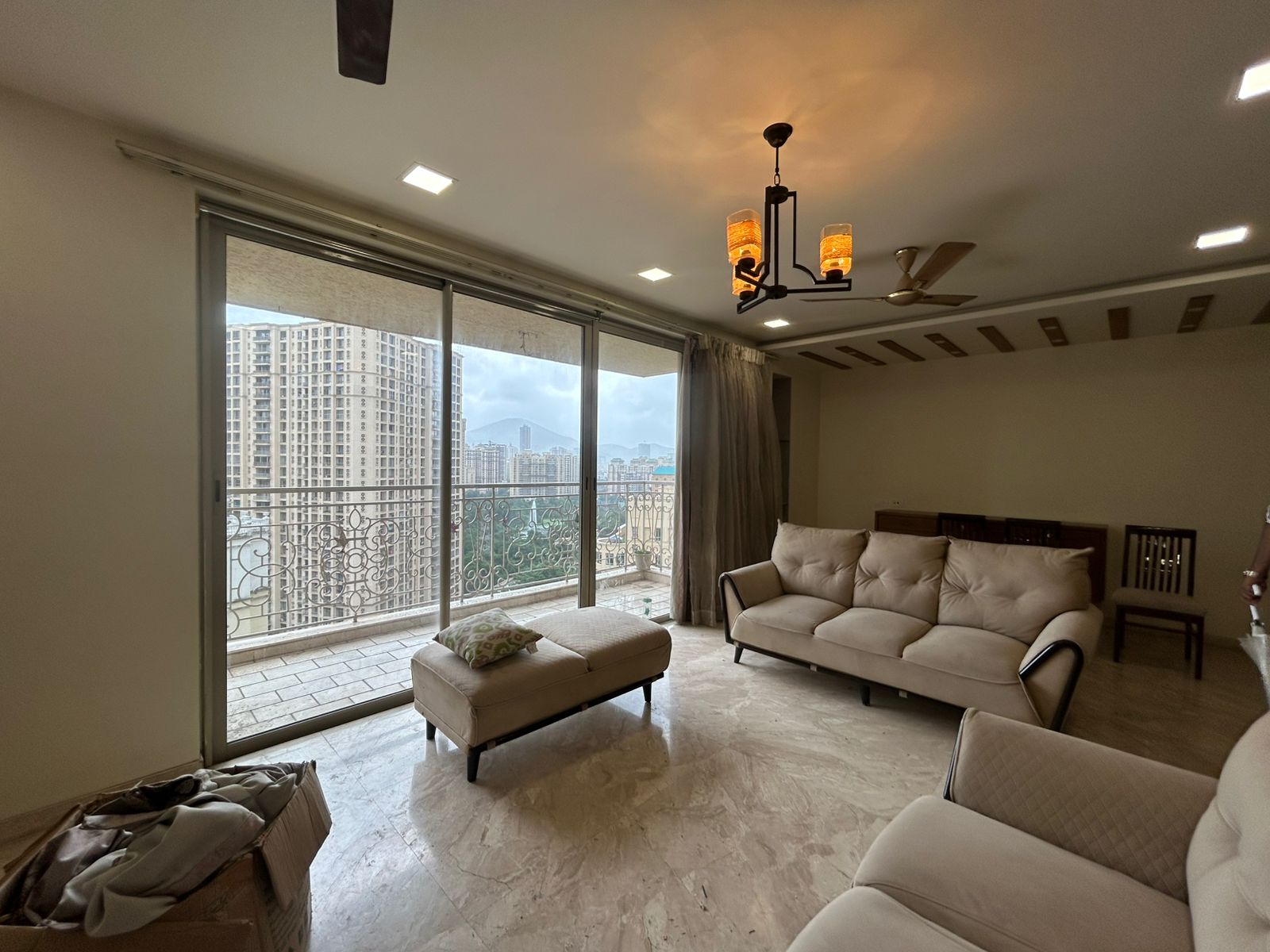 3 BHK + Pooja Room 1300 Sq.Ft. Apartment in Rodas Enclave Evergreen