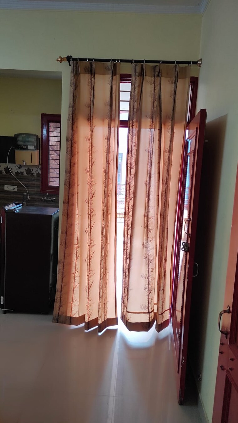 Room, ambala highway 2 Bedroom 1100 Sq.Ft. Independent House In Ambala Highway Zirakpur 8866613