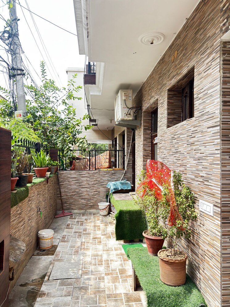 Balcony, ambala highway 2 Bedroom 1100 Sq.Ft. Independent House In Ambala Highway Zirakpur 8866613