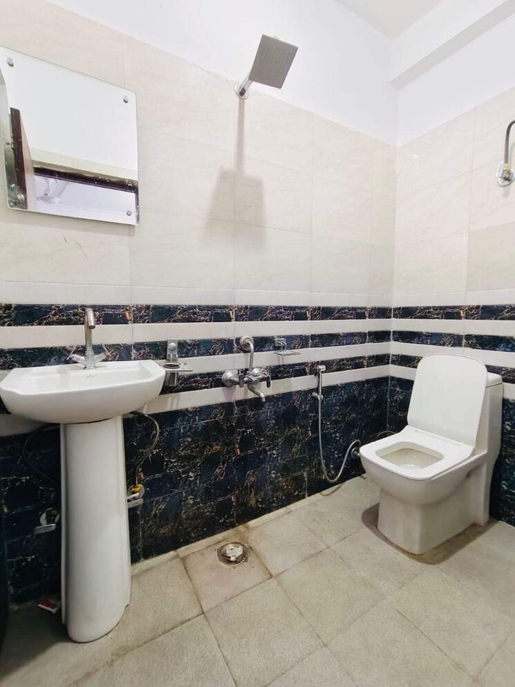 Attached Bathroom, boutique-residential-apartments-g-88 2 Bedroom 1200 Sq.Ft. Apartment In Saket Delhi 8866648