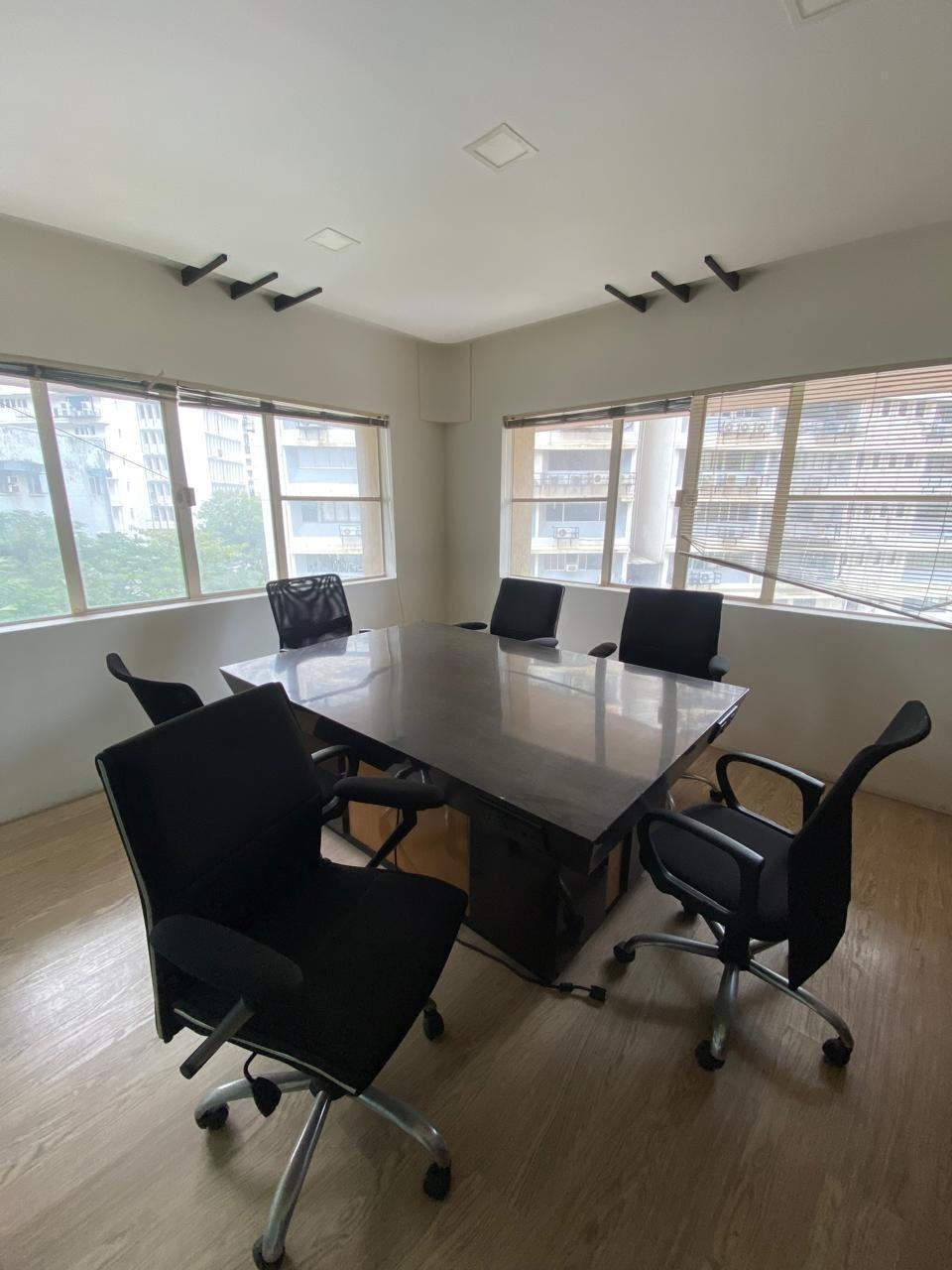 Office Space For Sale in Nariman Bhavan