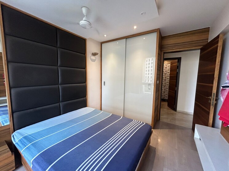 Bedroom, one-hiranandani-park 3 Bedroom 1200 Sq.Ft. Apartment In Ghodbunder Road Thane 8866661