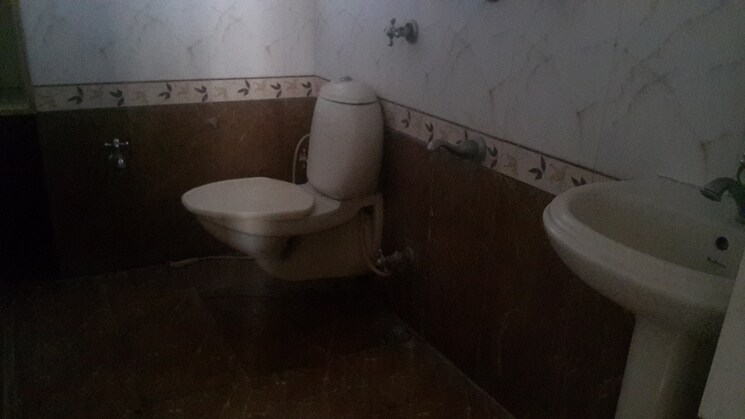 Bathroom, rt nagar 2 Bedroom 730 Sq.Ft. Independent House In Rt Nagar Bangalore 8866652