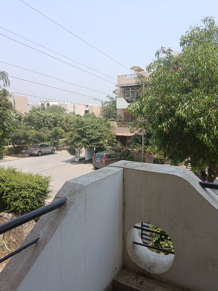 Balcony, bptp-park-81 3 Bedroom 1446 Sq.Ft. Independent House In Sector 81 Faridabad 8866697