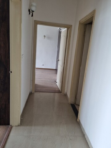 Room in 3 BHK Apartment at Raheja Vedaanta, Sector 108 – for Rent