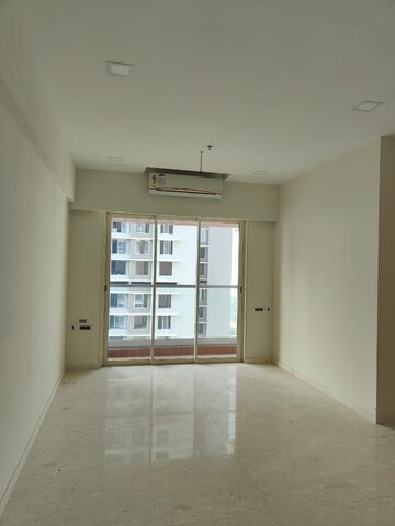 Room in 2 BHK Apartment at Ekta Tripolis, Goregaon West – for Rent