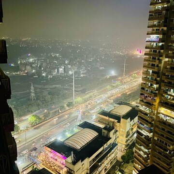 2 BHK Apartment – Exterior View View at Gaur City 7th Avenue, Sector 4 Greater Noida - for Rent
