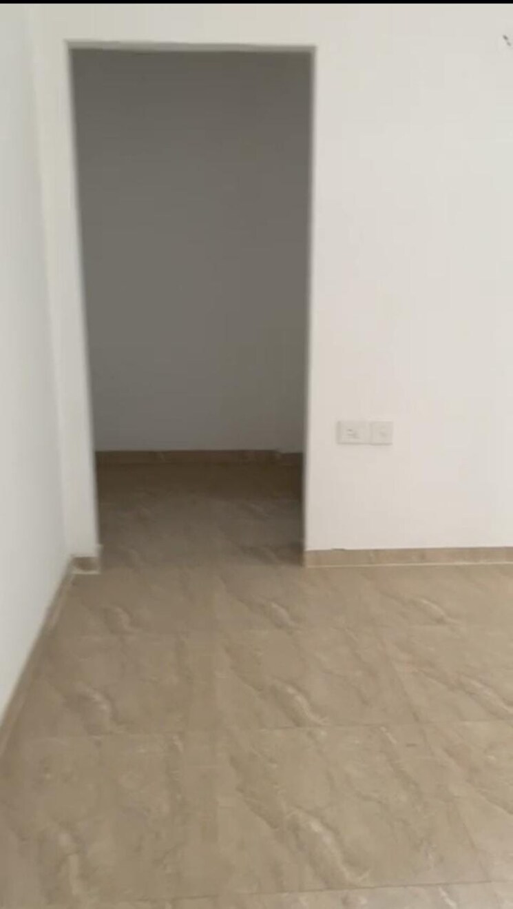 Room, slf-anushree 3 Bedroom 1500 Sq.Ft. Apartment In Sector 75 Faridabad 8866712