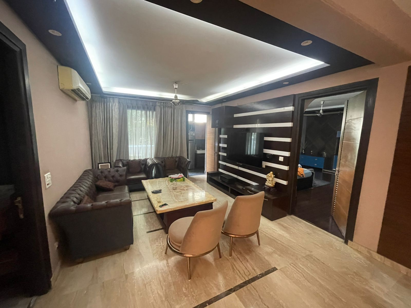 2 BHK Apartment For Sale in Central Park 3 The Room