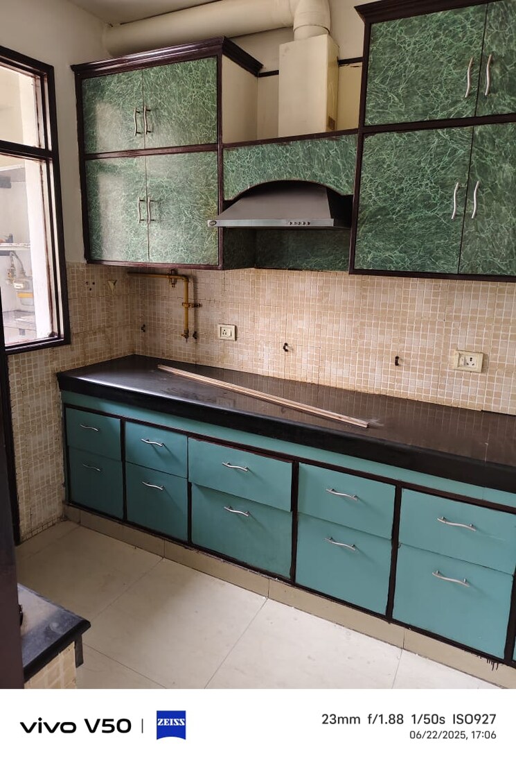 Kitchen, mapsko-krishna-apra-gardens 3 Bedroom 956 Sq.Ft. Apartment In Vaibhav Khand Ghaziabad 8866779