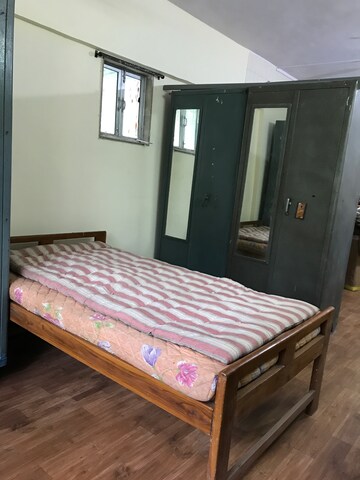 Bedroom in 1 BHK Apartment at Ic Colony – for Rent