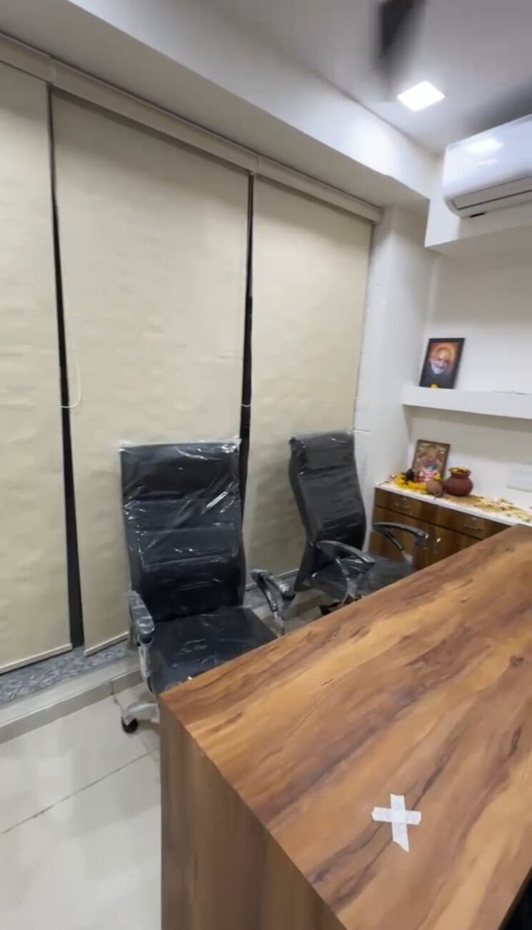 Team Area, ratnanjali-solitaire Commercial Office Space 704 Sq.Ft. In Satellite Ahmedabad 8866803