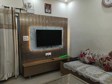 Room in 2 BHK Apartment at Everest Apartments RWA, Kalkaji – for Sale