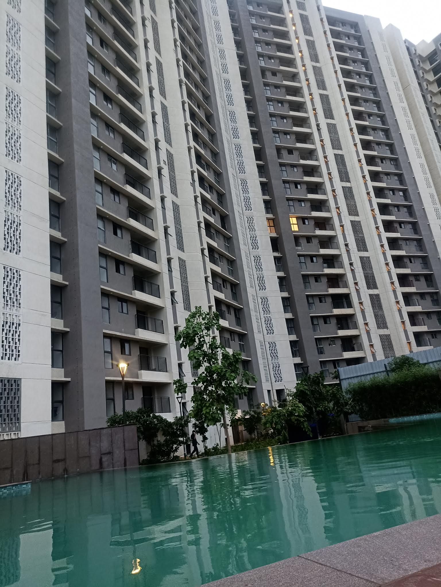 1 BHK + Extra Room Apartment For Rent in Lodha Casa Maxima