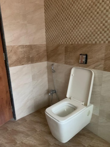 Bathroom in 5 BHK Villa at Rakshak CHS, Pimpri – for Rent
