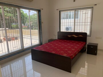 Bedroom in 5 BHK Villa at Rakshak CHS, Pimpri – for Rent