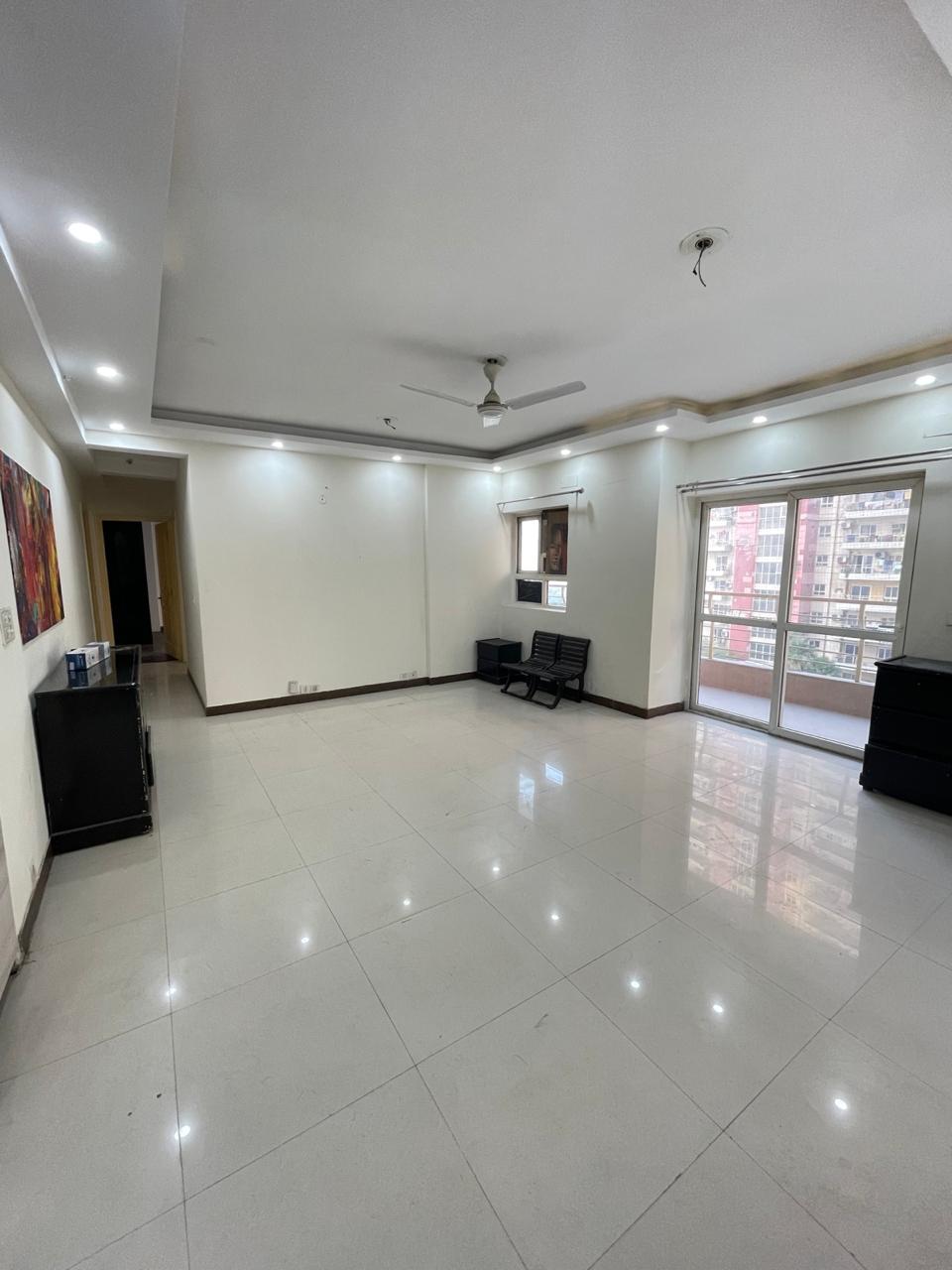 3 BHK + Servant Room Apartment For Sale in Sector 75