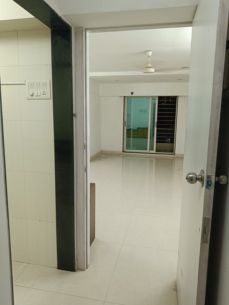 Living Room, cosmos-majestic 3 Bedroom 1100 Sq.Ft. Apartment In Prabhadevi Mumbai 8866936