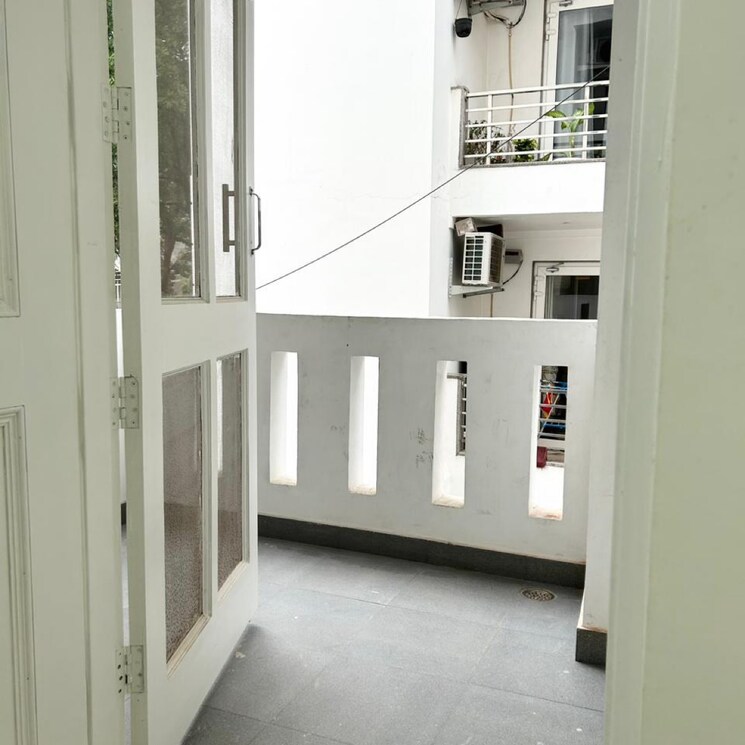 Kitchen, south city 1 3 Bedroom 2000 Sq.Ft. Apartment In South City 1 Gurgaon 8866979