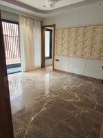 4 BHK + Pooja Room,Servant Room 280 Sq.Yd. Builder Floor in Bulder Floor Sector 49 