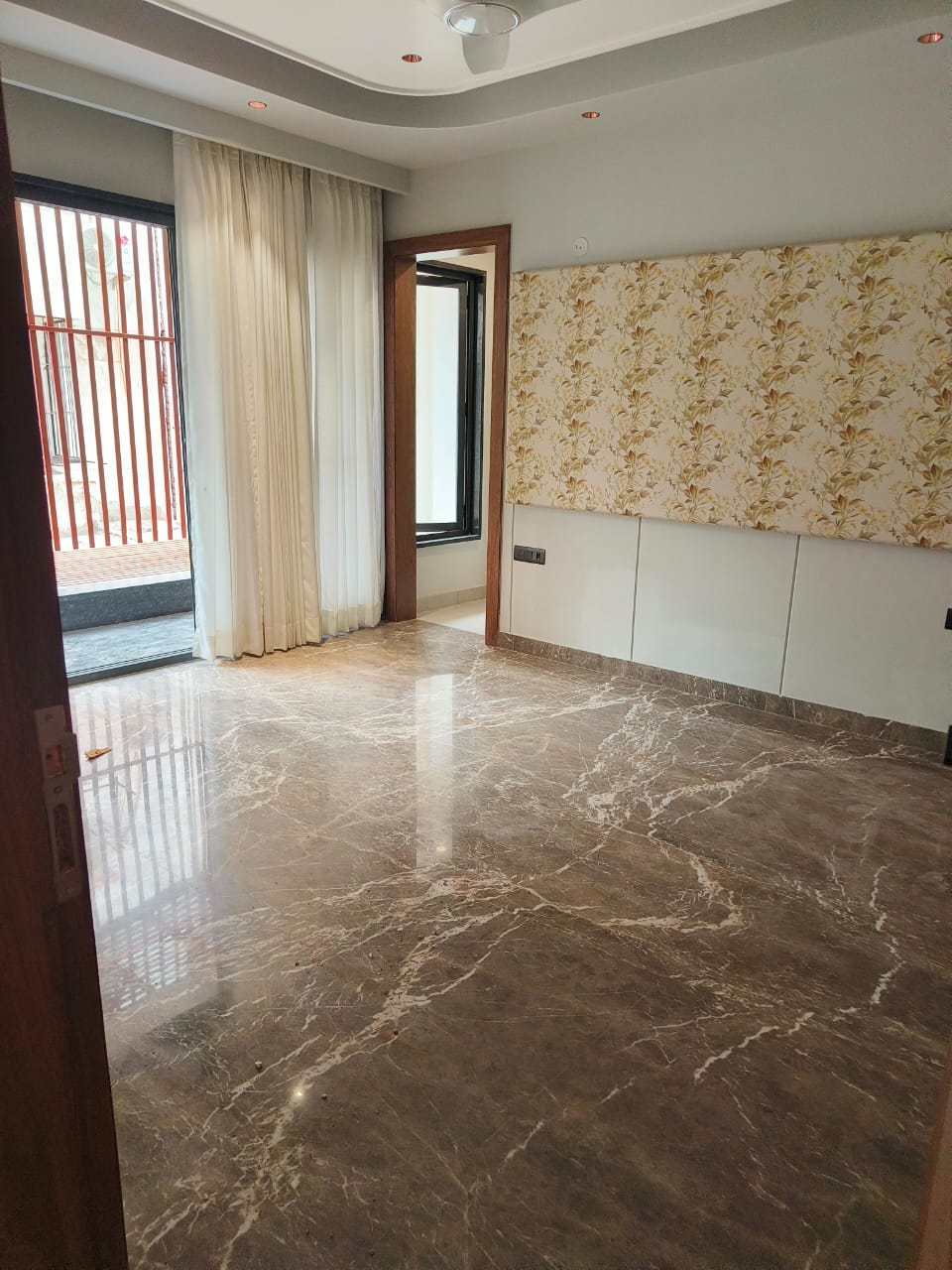 4 BHK + Pooja Room,Servant Room Builder Floor For Sale in Bulder Floor Sector 49 