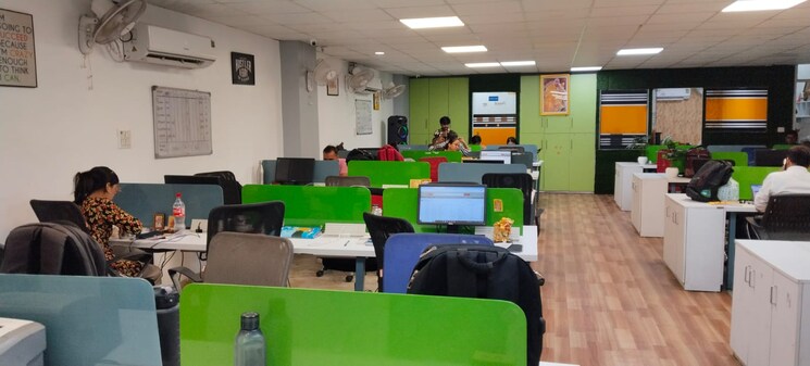 Team Area, sector 2 Commercial Office Space 3000 Sq.Ft. In Sector 2 Noida 8866973