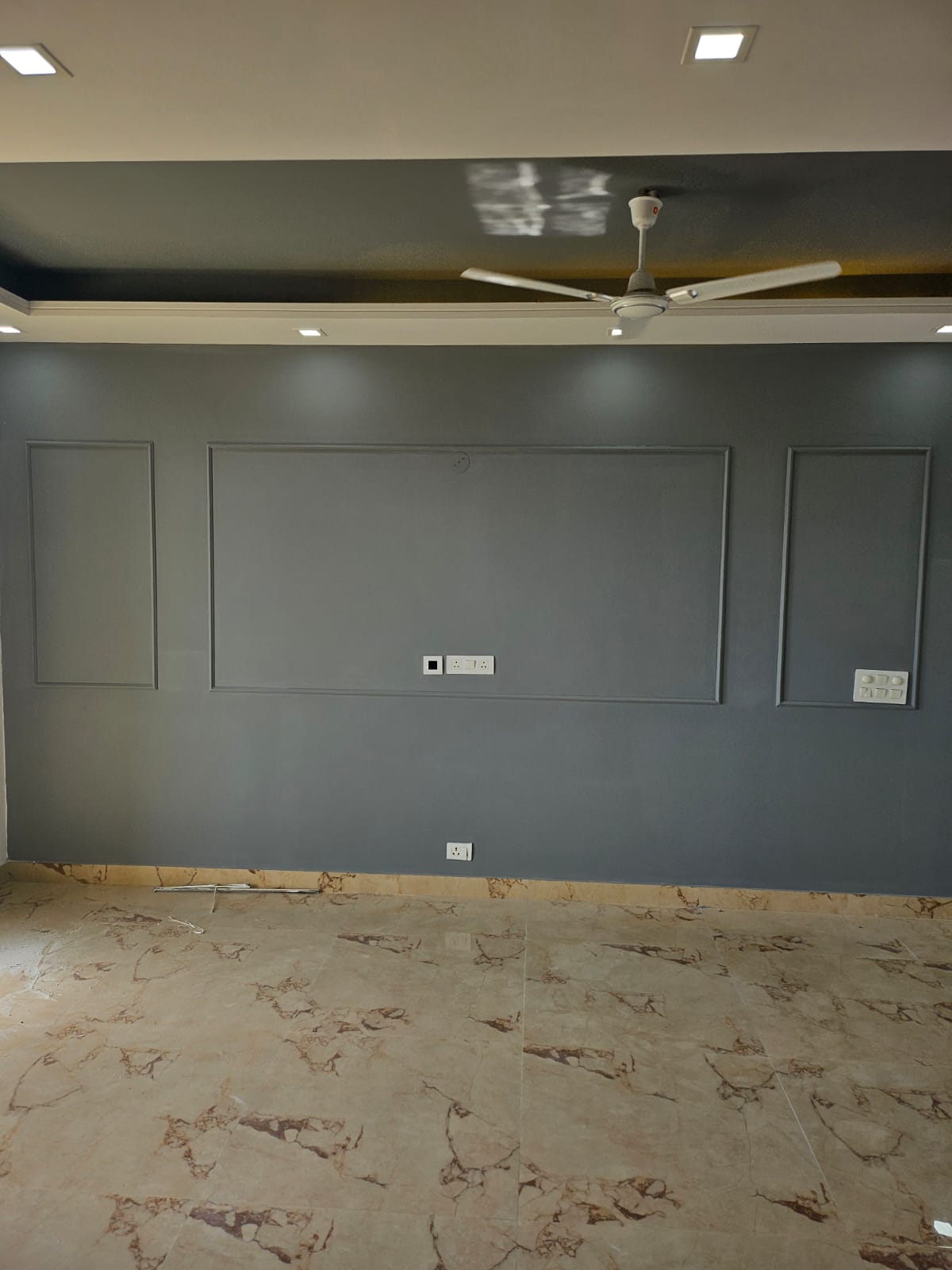 3.5 BHK + Servant Room Builder Floor For Rent in M2K Symphony Floors