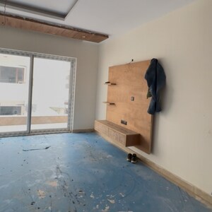 Room in 5 BHK Builder Floor at Sector 21c – for Sale