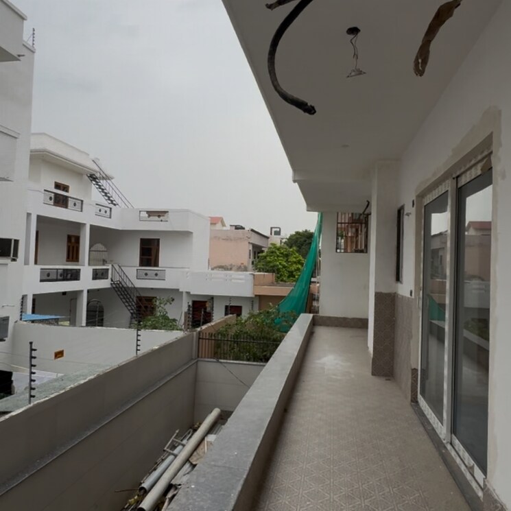 Balcony, sector 21c 5 Bedroom 500 Sq.Yd. Builder Floor In Sector 21c Faridabad 8867071