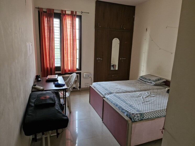 Bedroom, ss-the-lilac 3 Bedroom 1865 Sq.Ft. Builder Floor In Sector 49 Gurgaon 8867032