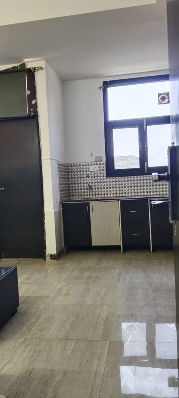 Bathroom in 1 BHK Builder Floor at Sushant Lok I – for Rent