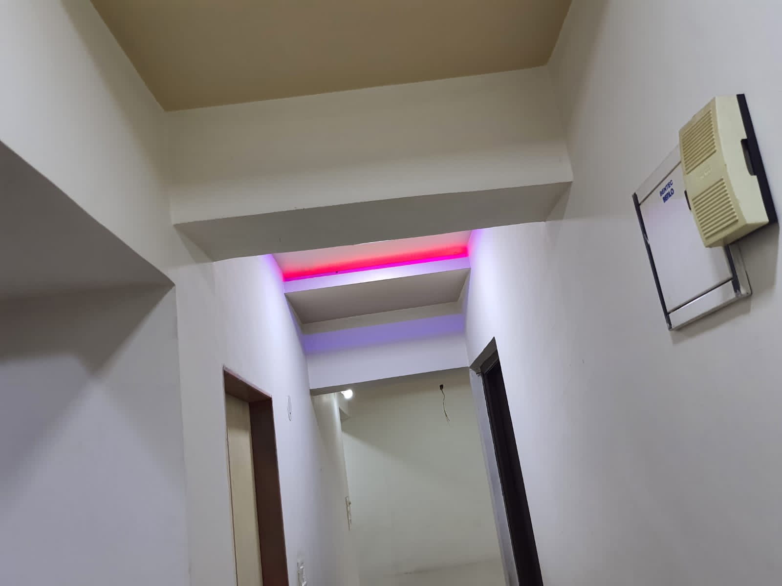 2 BHK + Servant Room Apartment For Rent in Mantri Alpine