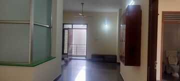 Room in 2 BHK Builder Floor at Cambridge Layout – for Rent