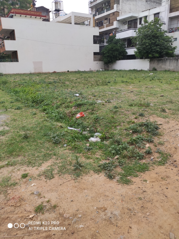 Plot For Sale in DLF Phase I