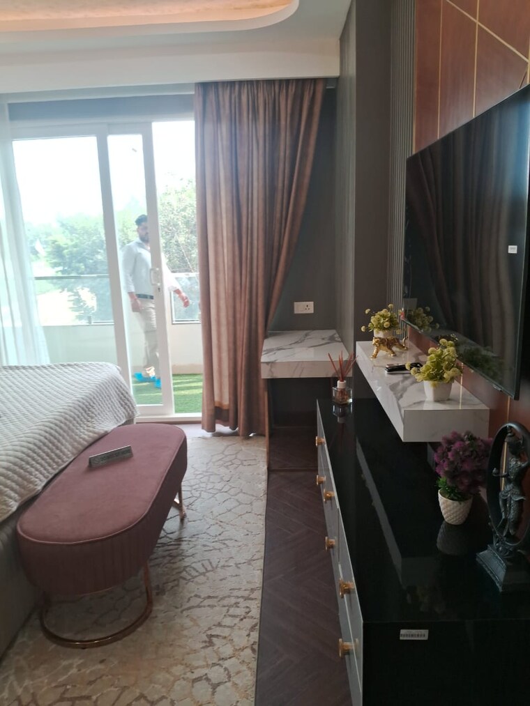 Bedroom, antriksh-central-avenue 4 Bedroom 3250 Sq.Ft. Apartment In Sector 33 Gurgaon 8867059