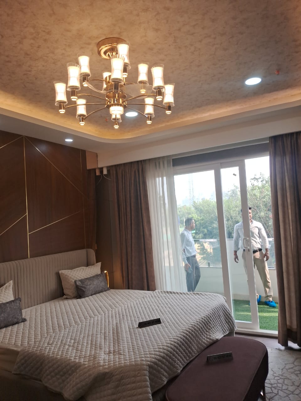 4 BHK + Servant Room 3250 Sq.Ft. Apartment in Antriksh Central Avenue