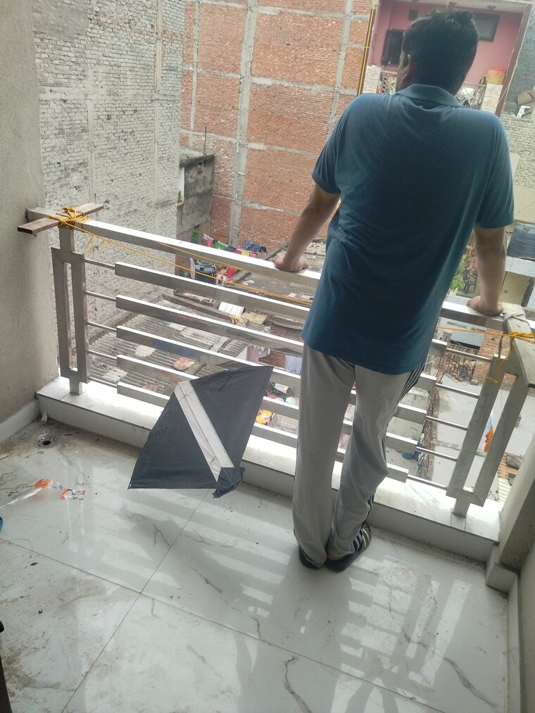 Balcony, govindpuri 3 Bedroom 800 Sq.Ft. Builder Floor In Govindpuri Delhi 8867101