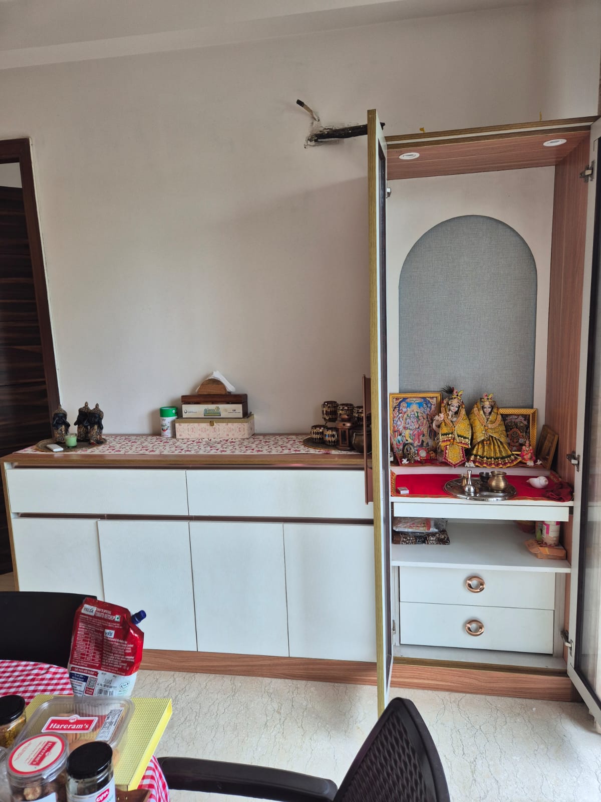 3 BHK + Extra Room Apartment For Rent in VG 48