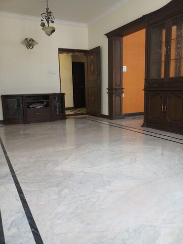 3 BHK Apartment For Rent in Defence Colony