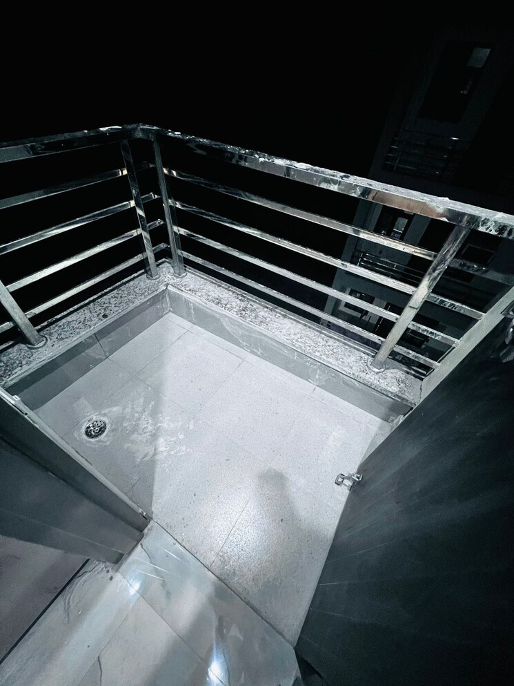 Balcony, sushant lok i 1 RK 200 Sq.Ft. Builder Floor In Sushant Lok I Gurgaon 8867115