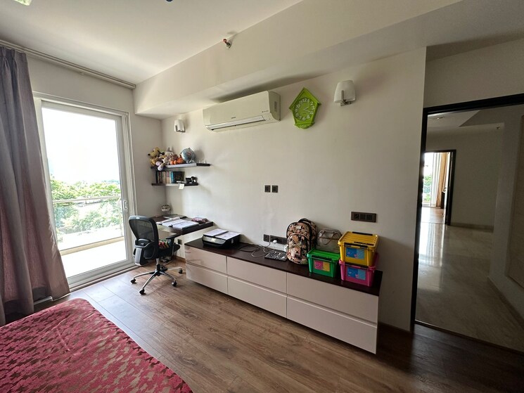 Bedroom, mahindra-luminare 3 Bedroom 3000 Sq.Ft. Apartment In Sector 59 Gurgaon 8867109