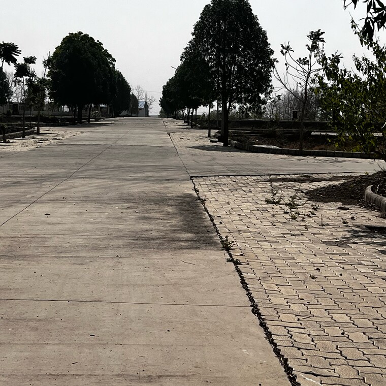  Parking, besa pipla rd  1130 Sq.Ft. Plot In Besa Pipla rd Nagpur 8867170