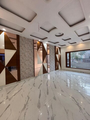 Room in 2 BHK Apartment at Kharar – for Rent