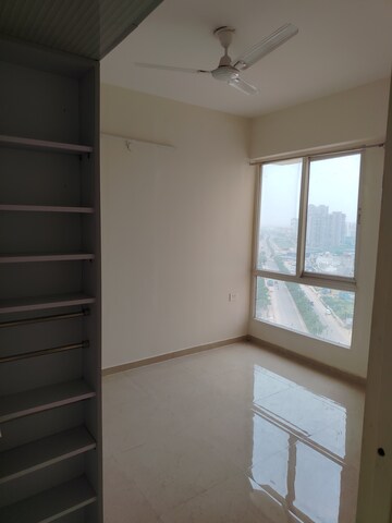 Room in 2 BHK Apartment at Signature The Millennia 2, Sector 37d – for Rent